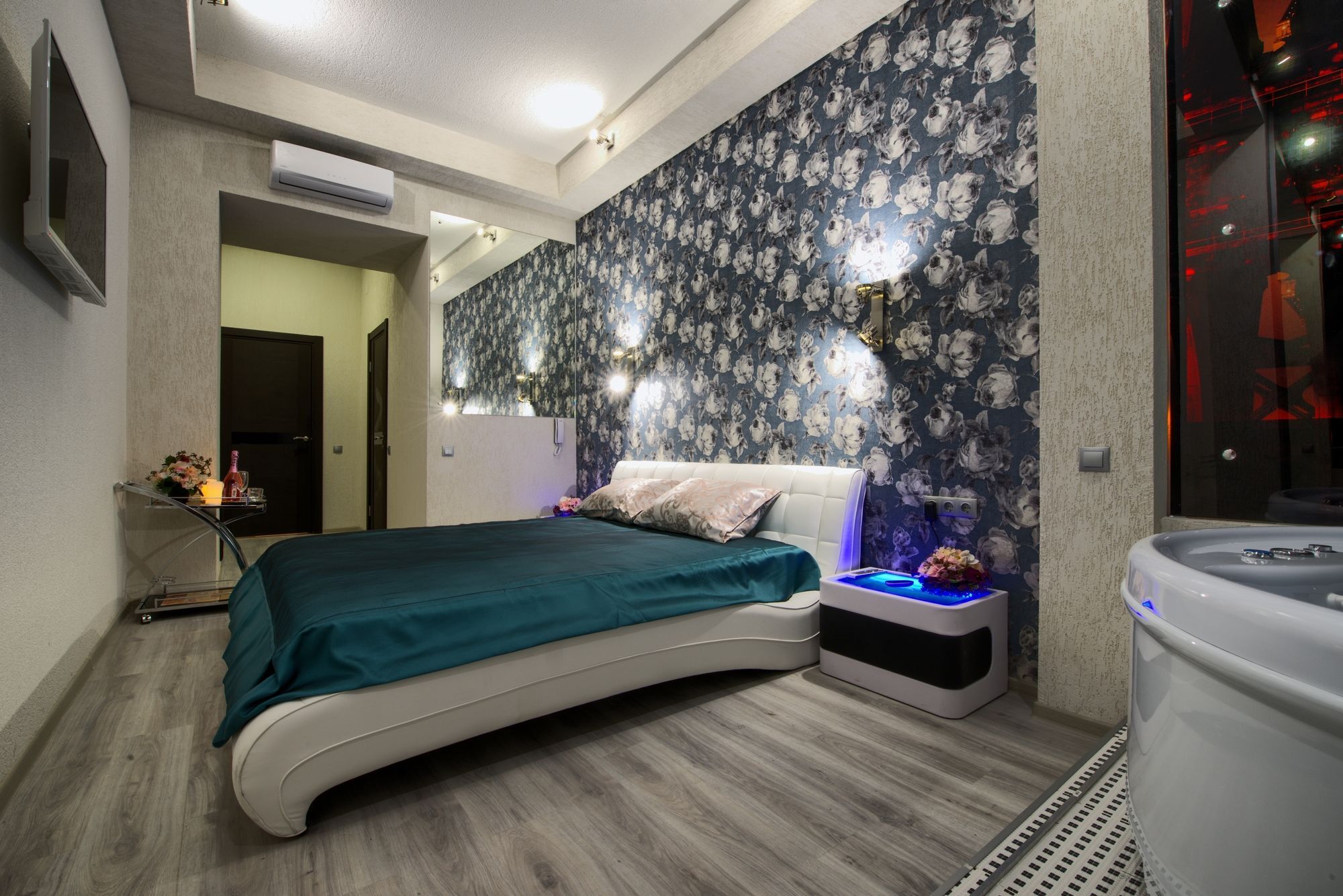 Alex Hotel On Zvezdnaya Saint Petersburg Ngoại thất bức ảnh